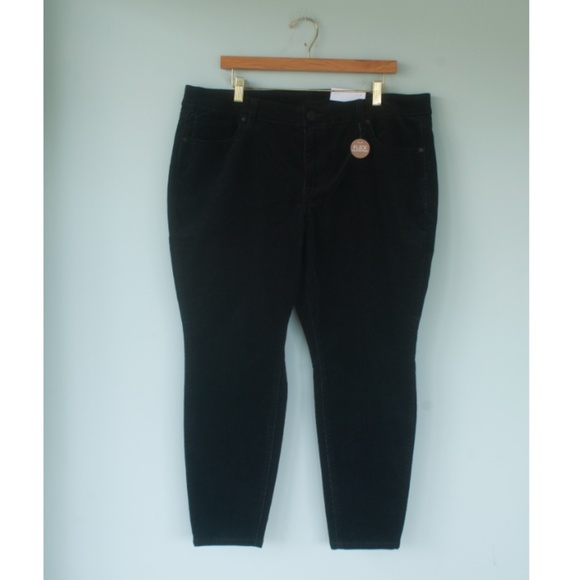 NWT Lane Bryant Signature Fit Skinny Corduroy Pant - Picture 4 of 9